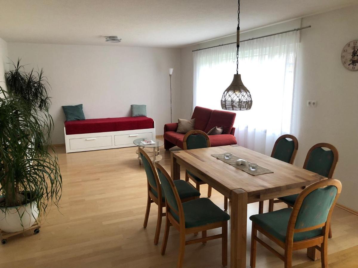 Ferienwohnung Beate Хехст Екстер'єр фото